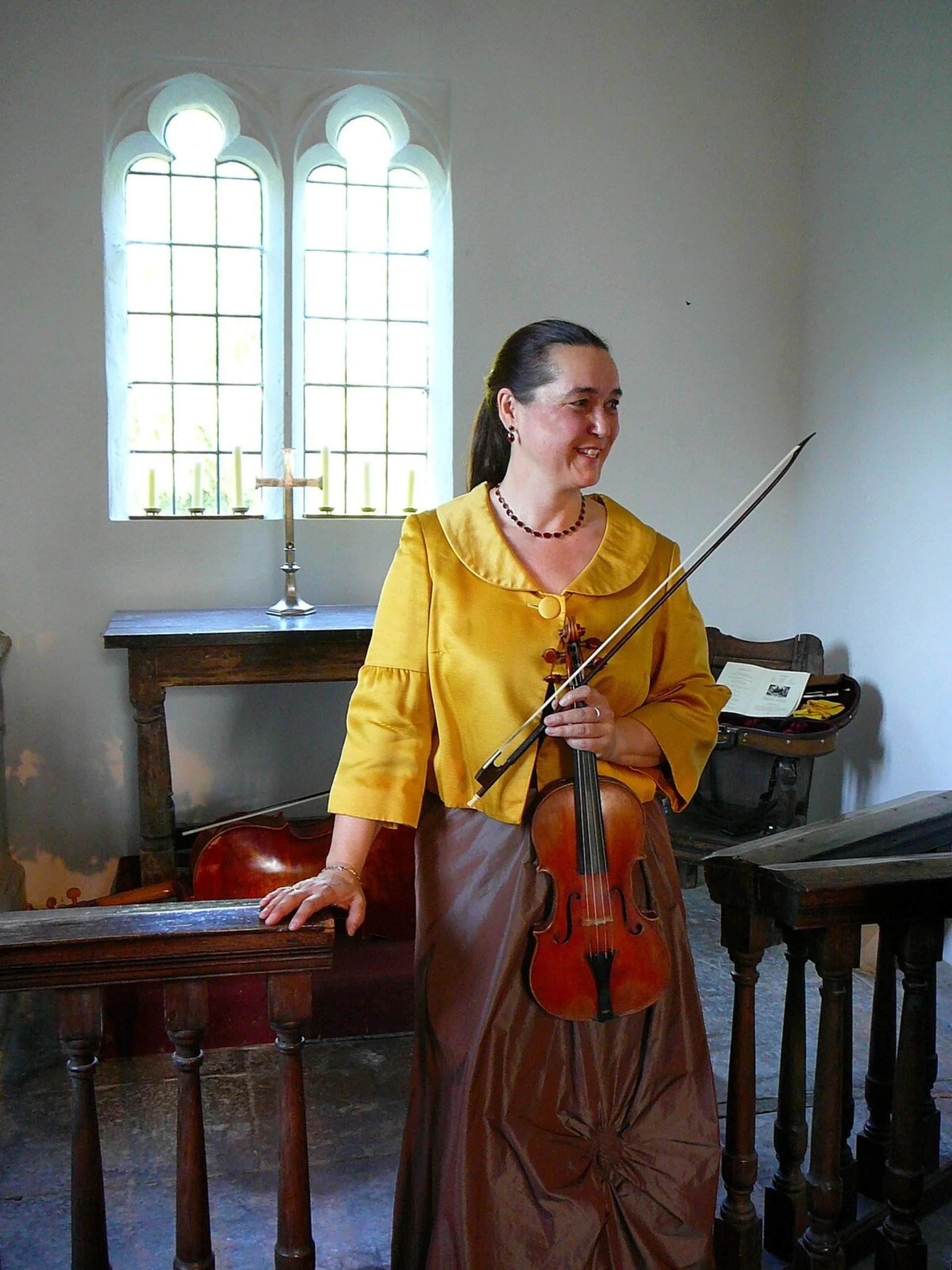 Maggie Faultless with violin